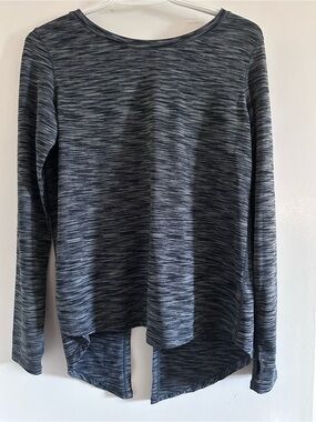 Zyia Active Heathered Gray Split Back Long Sleeve